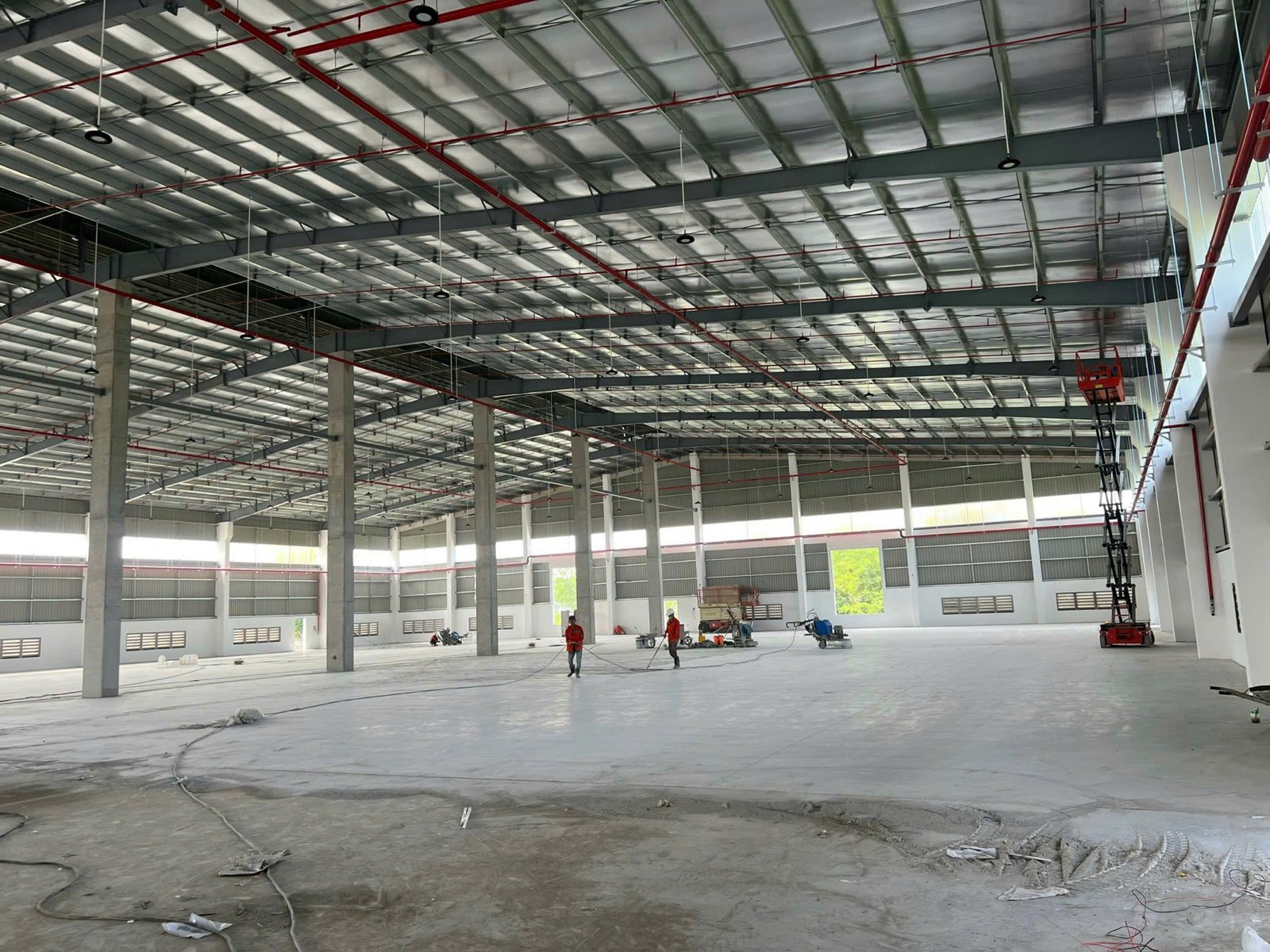 Thi công Sơn sàn Epoxy & PU Hiện trường TVN - Hình ảnh 1 TVN Cons Corp